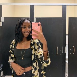 Meet your Posher, Samara